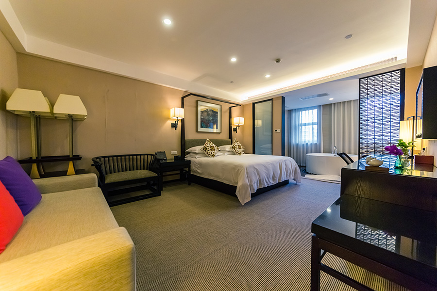 室內(nèi)墻面漆施工注意事項